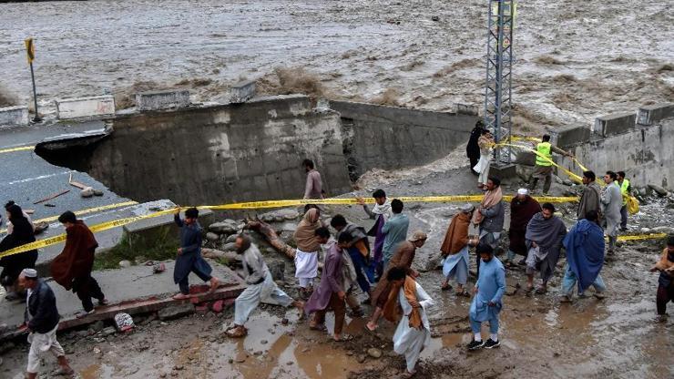Pakistandaki sel felaketinde can kaybı artıyor