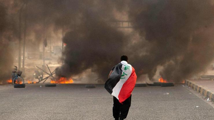 Irakta tansiyon düşmüyor: En az 15 ölü... Mukteda Sadr, açlık grevine başladı