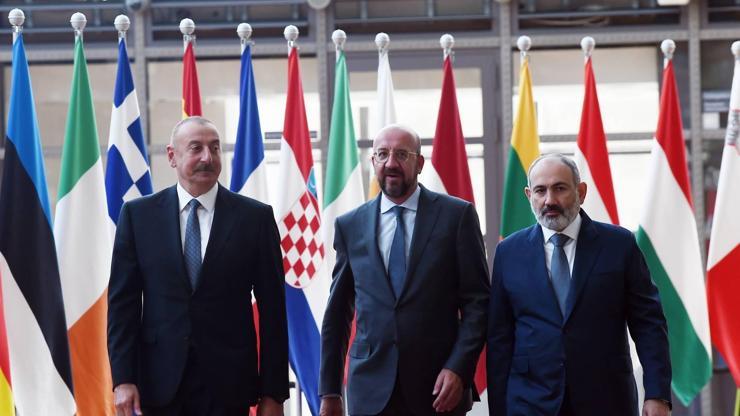 Aliyev, Paşinyan ve Michelden üçlü zirve