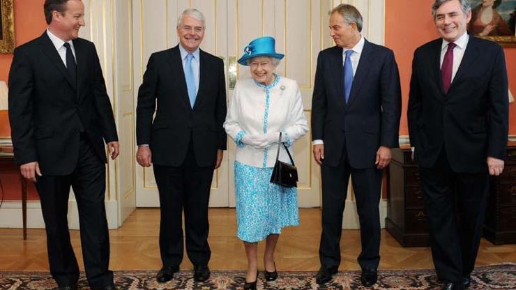 Eski İngiltere başbakanlarının gözünden: Kraliçe 2. Elizabeth