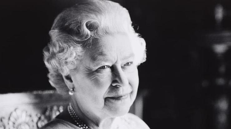 İngilterede Kraliçeye veda: Tarih belli oldu