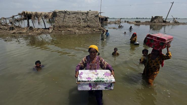 Pakistandaki sel felaketinde can kaybı bin 400e yükseldi