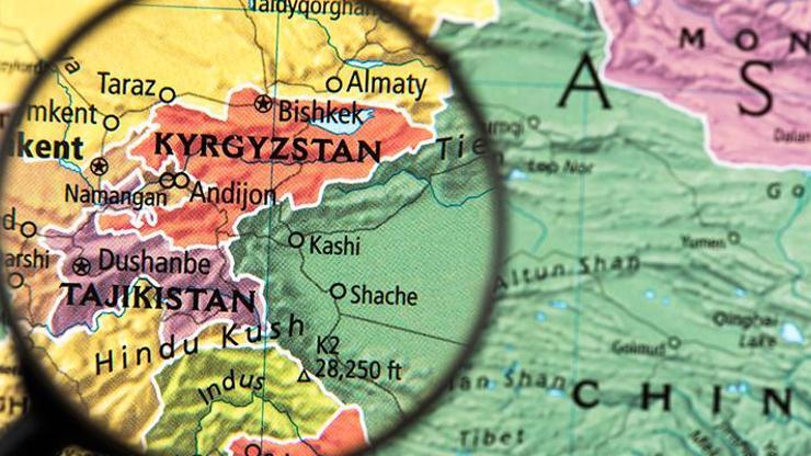 Kırgızistan, Tacikistan sınırındaki halkı tahliye etti