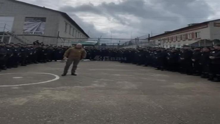 Rusya mahkumları mı askere alıyor