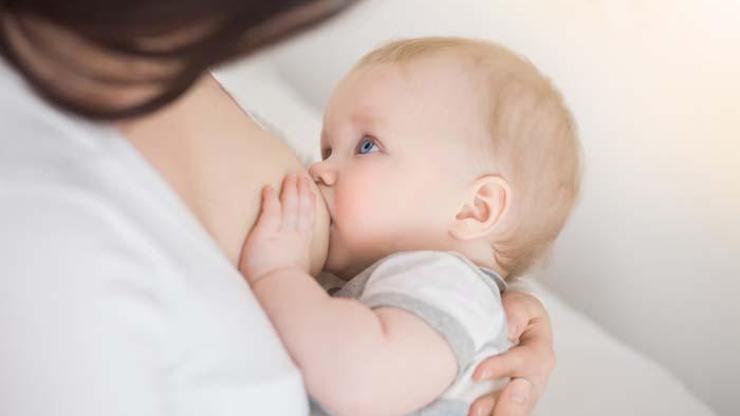 Yenidoğan bebeklerde emzirme nasıl olmalıdır