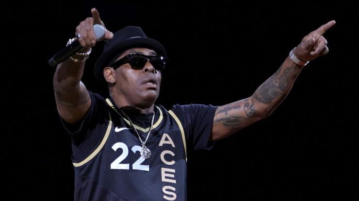 Gangstas Paradise şarkısıyla tanınan rap şarkıcısı Coolio hayatını kaybetti