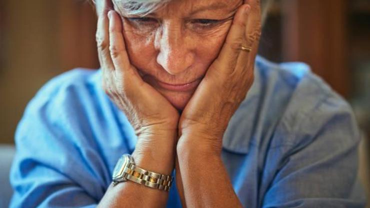 Alzheimer hastası ile nasıl konuşmak gerekir