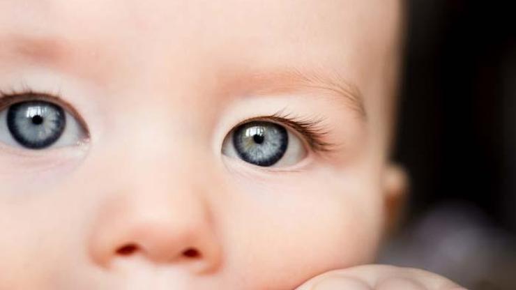 Uzmanlar prematüre bebeklerde körlük riskine karşı uyardı