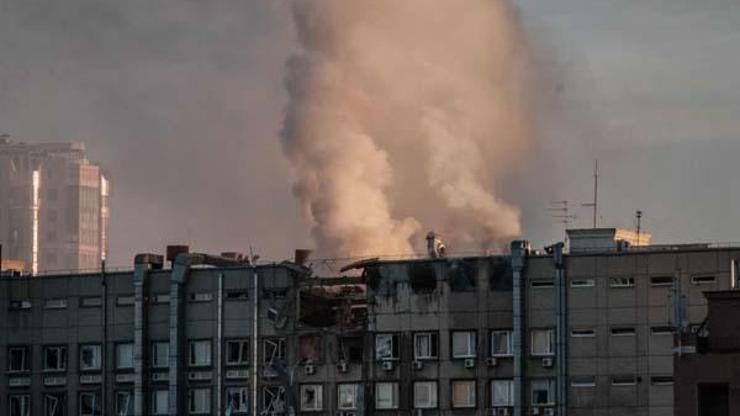 SON DAKİKA: Kievde art arda patlamalar