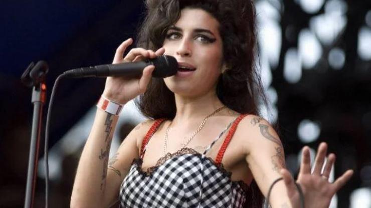 Amy Winehouseun hayatı dizi oluyor