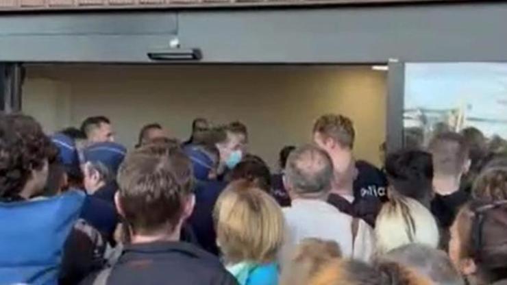 Belçika’da havalimanındaki grev izdihama neden oldu: 5 yaralı