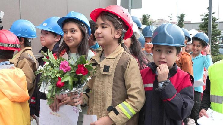 Miniklerden madenci ailelerine destek