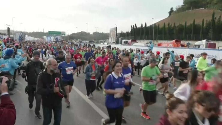 44. İstanbul Maratonu koşuluyor