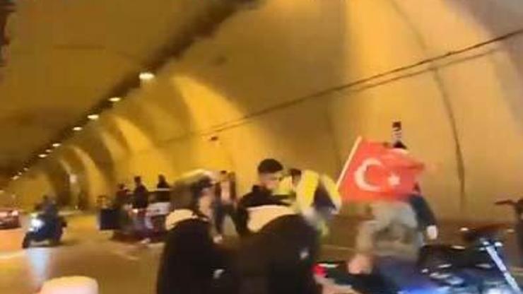 Beşiktaşta tüneli kapatıp asker eğlencesi yaptılar