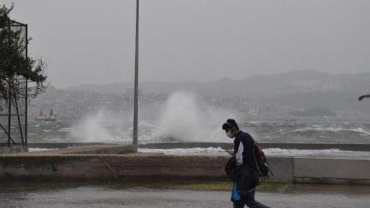 İzmirde kuvvetli rüzgar ve fırtına uyarısı