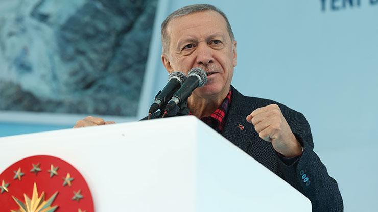 SON DAKİKA: Cumhurbaşkanı Erdoğandan kara harekatı mesajı: Tanklarımızla hepsinin kökünü kazıyacağız