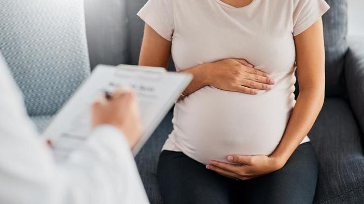 Araştırma: Hamilelikte alınan az miktarda alkol bile bebeğin beyin gelişimini geciktirebiliyor