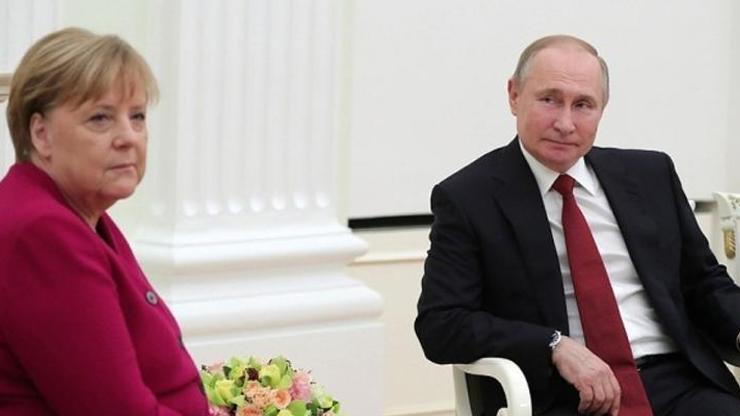 Merkelden Putin itirafı: Durdurmaya gücüm yetmedi