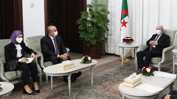 Bakan Çavuşoğlu, Cezayir Cumhurbaşkanı Tebbun’la görüştü