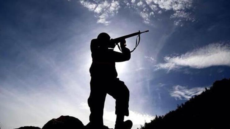 SON DAKİKA: 4 PKKlı terörist teslim oldu