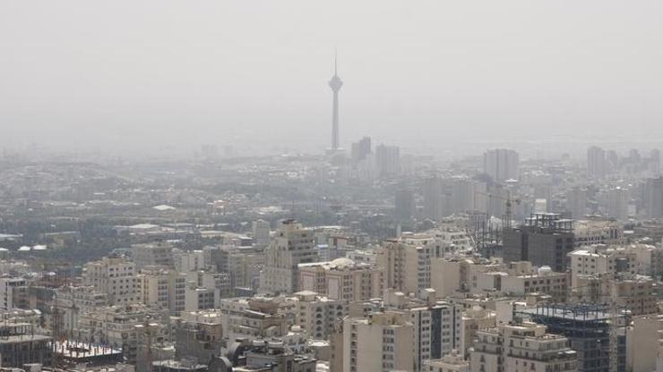 İranda eğitime hava kirliliği engeli