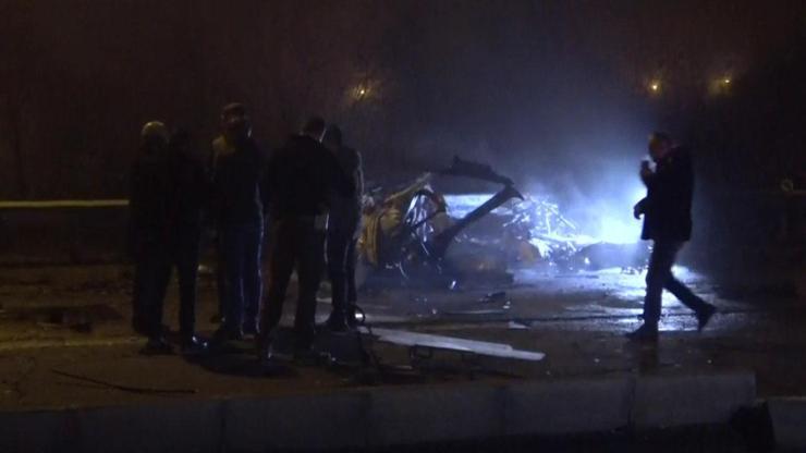 Diyarbakırda polis aracına bombalı saldırı