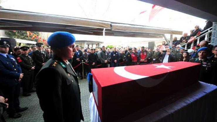 Bursalı şehit gözyaşları eşliğinde son yolculuğuna uğurlandı