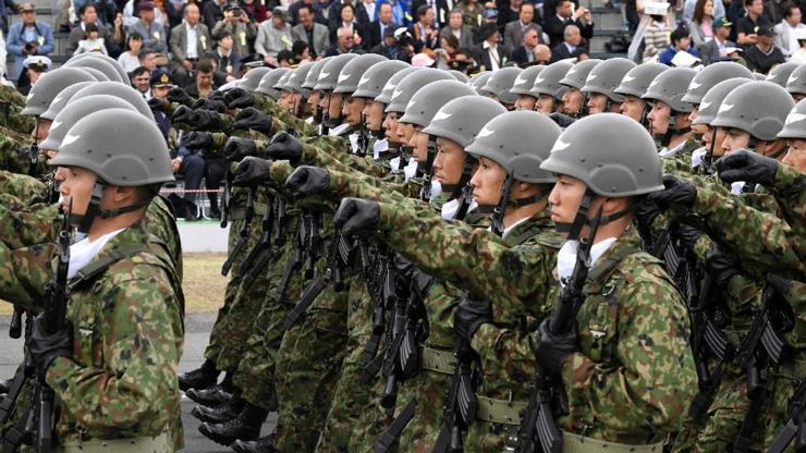 Japonya askeri doktrinini değiştiriyor