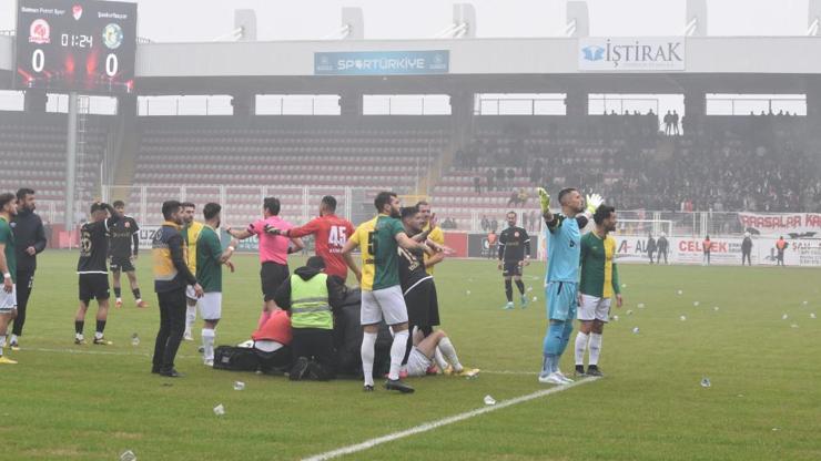 Batman Petrolspor-Şanlıurfaspor maçı olaylar nedeniyle tatil edildi