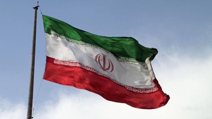 İranda gösterilerle ilgili idama mahkum edilen bir kişinin daha cezası onandı