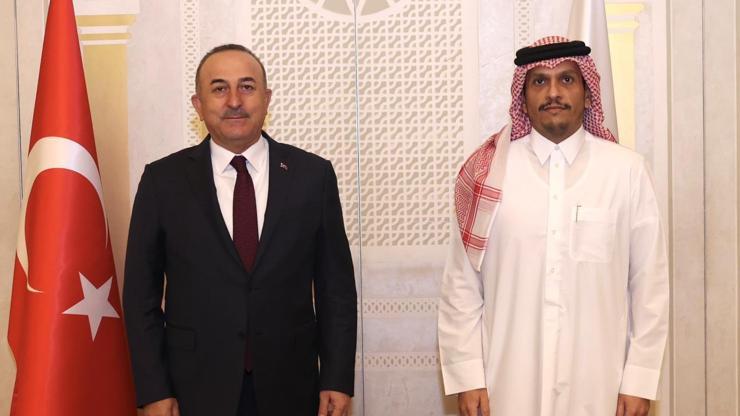 Bakan Çavuşoğlu, BAE ve Katar dışişleri bakanları ile telefonda görüştü