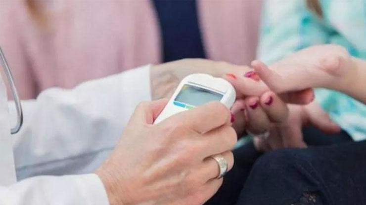 Çocuklara şeker ölçüm cihazı yardımı için başvurular başladı Çocuklara şeker ölçüm cihazı yardımı için başvurular başladı