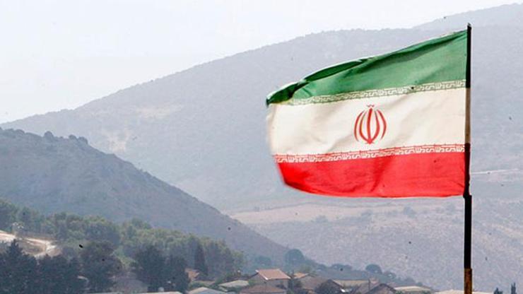 İran’ın Eski Savunma Bakan Yardımcısı Ekberi casusluk suçlamasıyla idama mahkum edildi