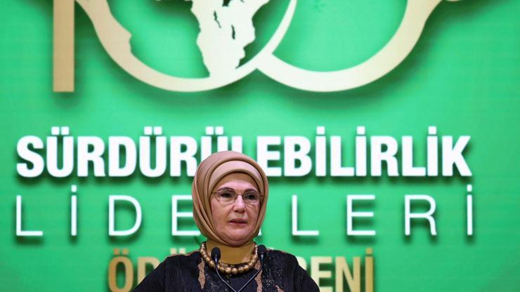Emine Erdoğan: Türkiyenin yeni yüzyılı ideali bir gelecek yolculuğudur