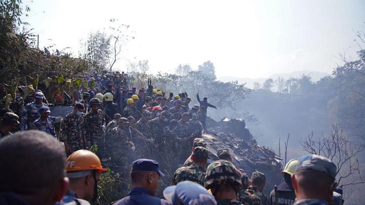 Son dakika... Nepalde yolcu uçağı düştü: Can kaybı 67ye yükseldi