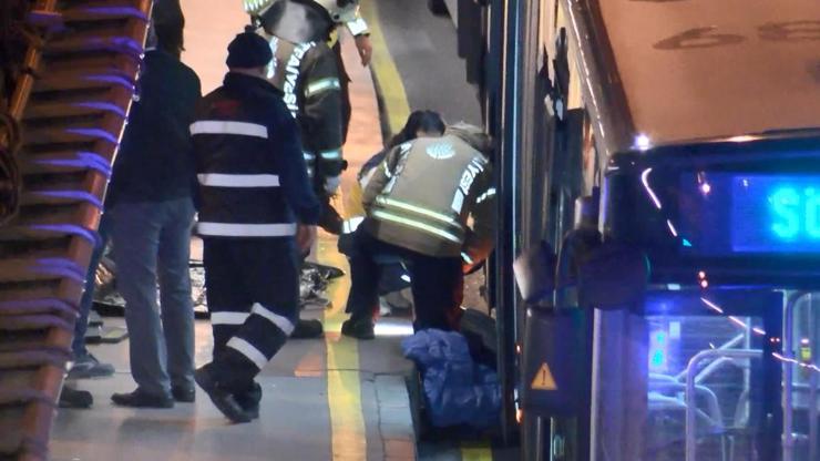 Metrobüs durağında kaza: 1 ölü