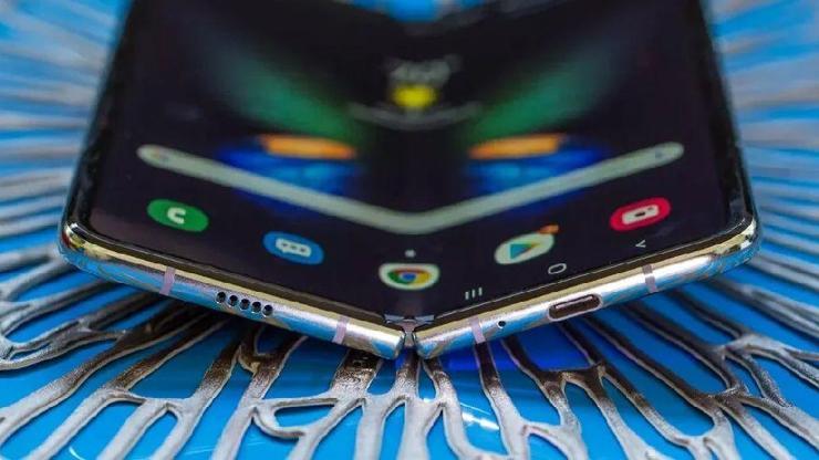 Apple, iPhone Fold için BOE’nin kapısını çaldı