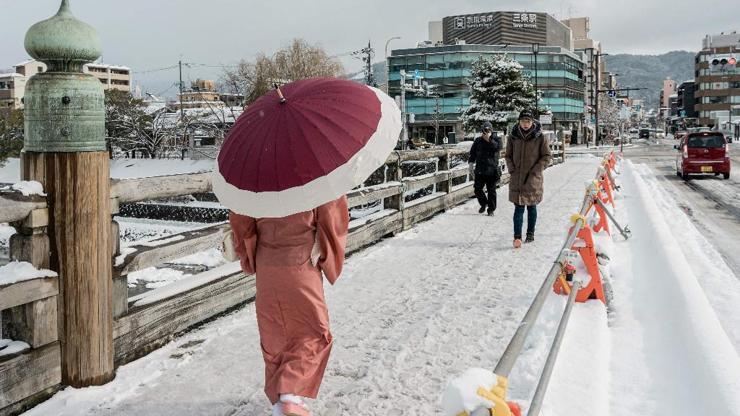 Japonyayı vuran kar fırtınasında 1 kişi hayatını kaybetti
