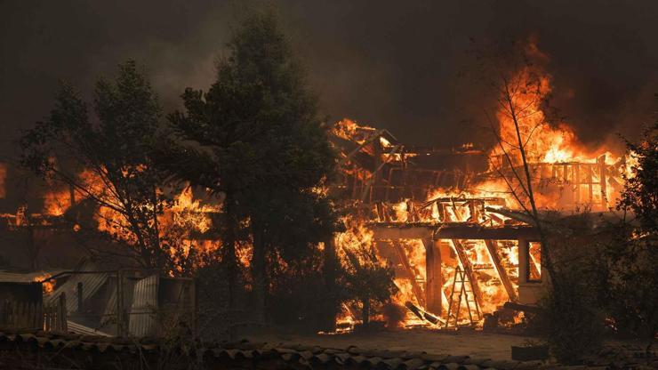 Şilide orman yangınları: Can kaybı 22ye yükseldi