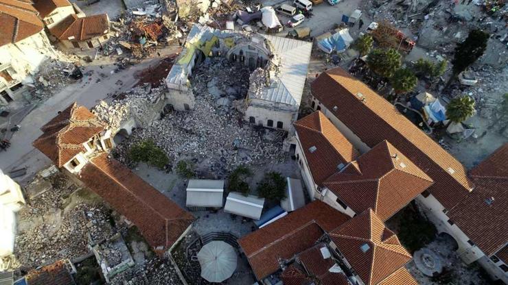 Antakyadaki 14 asırlık Habib-i Neccar Camisi depremde yıkıldı