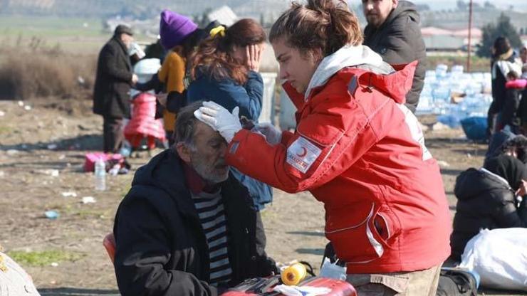 Kızılay, depremzedelere psikososyal destek veriyor