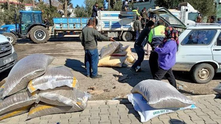 Hayvancılıkla uğraşan depremzedelere yem desteği