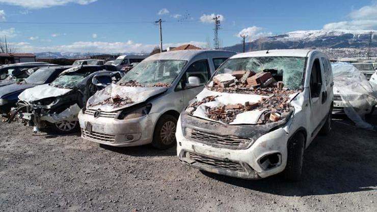 Kahramanmaraşta depremde binlerce araç hasar gördü