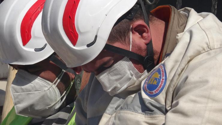 Deprem bölgesindeki madenciler: Yorulduk ama bizim için hayat kurtarmak daha önemli