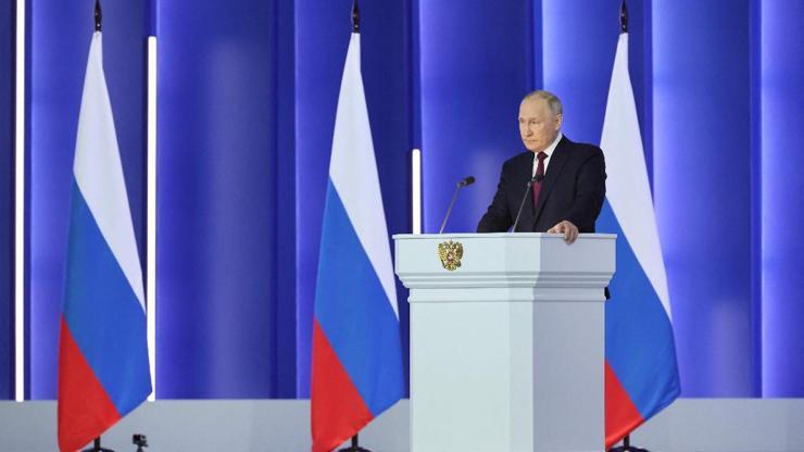 Gözler Moskovaya çevrildi: Rusya Devlet Başkanı Putinden flaş açıklamalar