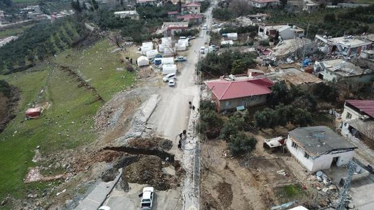 Gaziantep- Fay hattı üzerine kurulu köy depremde yerle bir oldu