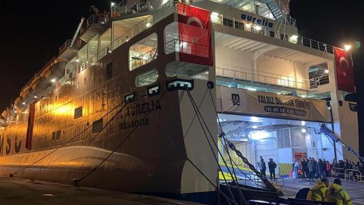 2 bin kişilik yolcu gemi Hataylı depremzedeleri kabul etmeye başladı