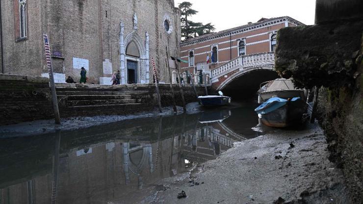İtalya’da kuraklık alarmı: Venedik’te kanallar kurudu