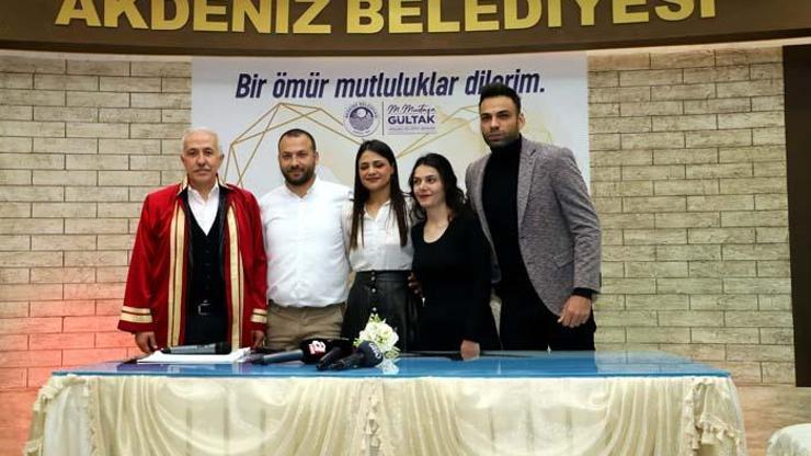 Depremzede çiftler, Mersin'de evlendi