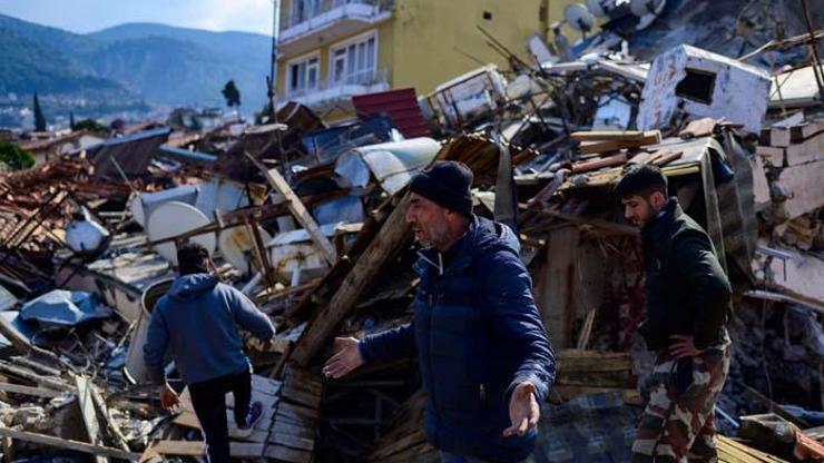 Deprem bölgesinde salgın tehlikesi var mı Prof. Dr. Osman Müftüoğlu yazdı...